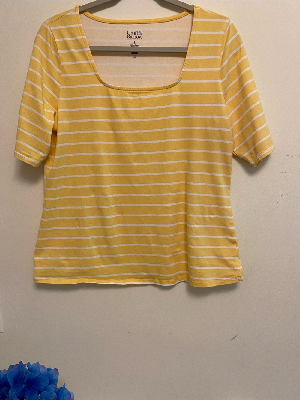 croft & barrow Yellow and White Striped Scoop Neck Short Sleeve Top